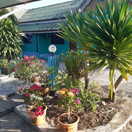 Wangwaree Resort Nai Yang Beach Extérieur photo