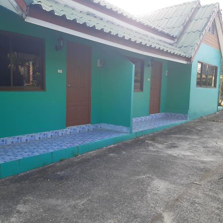 Wangwaree Resort Nai Yang Beach Extérieur photo