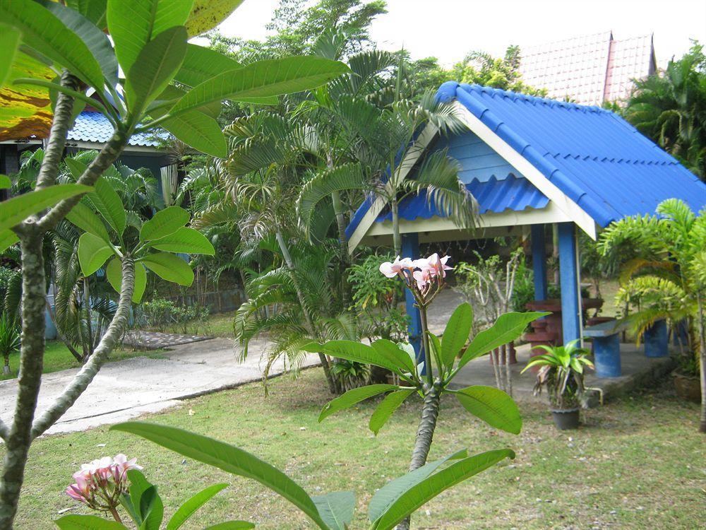 Wangwaree Resort Nai Yang Beach Extérieur photo