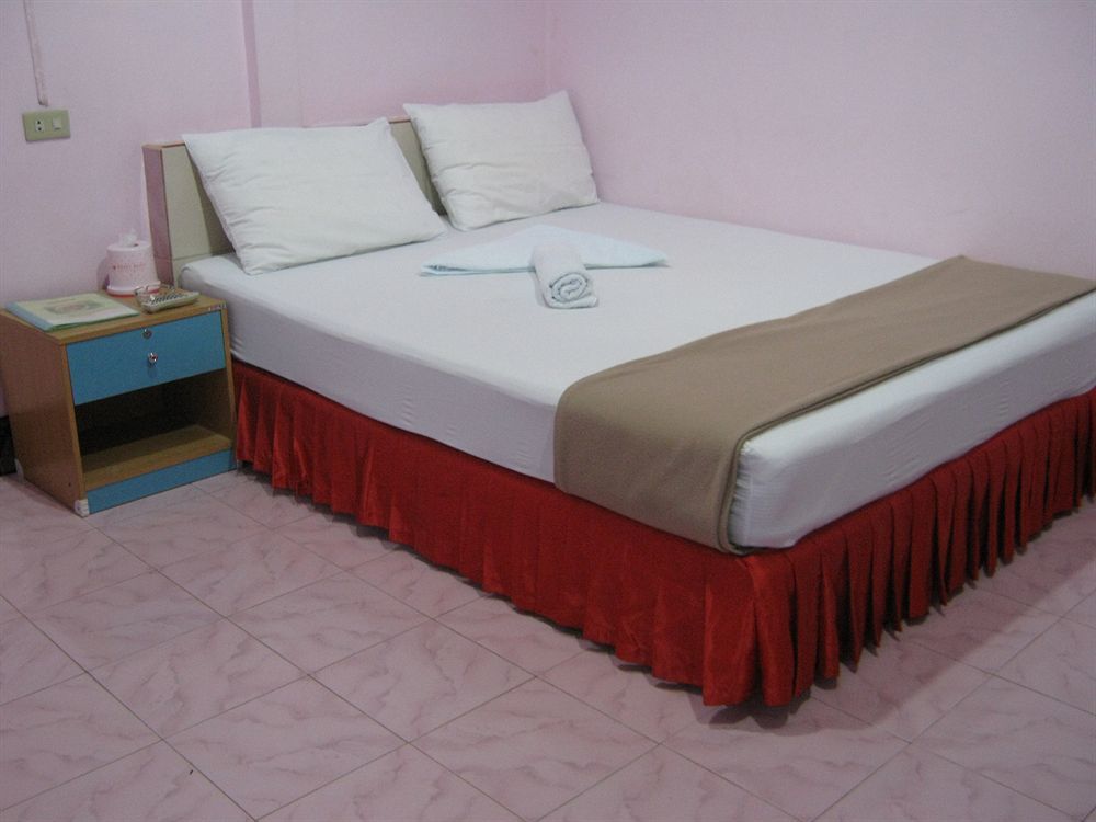 Wangwaree Resort Nai Yang Beach Extérieur photo