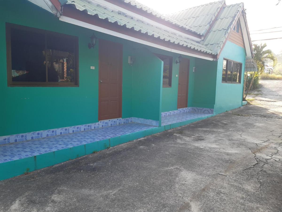 Wangwaree Resort Nai Yang Beach Extérieur photo
